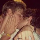 Chill & Gay :)'s icon