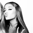 Ariana Grande France