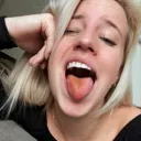 Dee