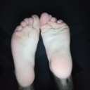 Oliver's feet pics Server Icon