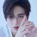 张凌赫；Zhang LingHe