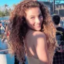 Sofie Dossi