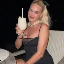 anne hot marie