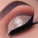 Makeup Gurus    Discord Server Icon