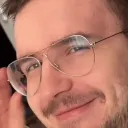 Dobre mordy Suro ᕦʕ⊙◡⊙ʔᕤ