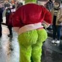 completely 𝒻𝓇𝑒𝒶𝓀𝓎 server's icon