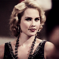 Discovery icon for ۶୧。The Vampire Diaries: Bloodlines 🦢 Discord server