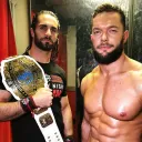 Raw vs Smackdown KT