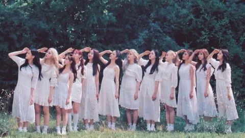 /orbits ⊹ nail splash