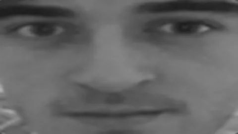 StOoPiD_U's Discord splash