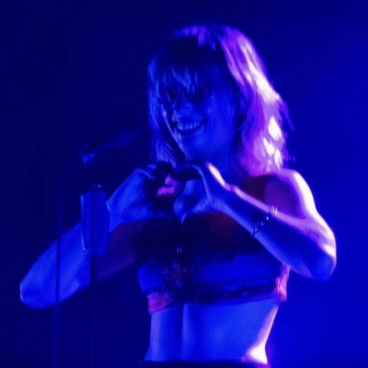 /mayahawke heart hands