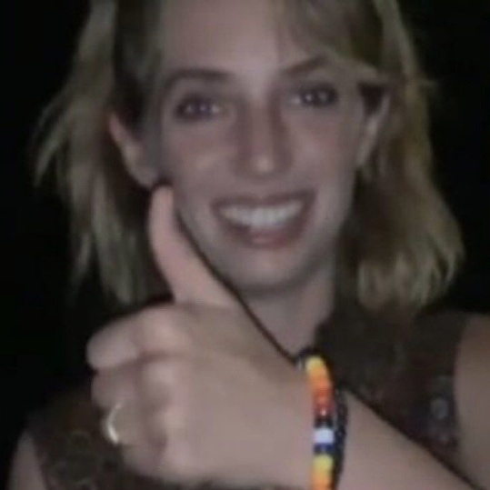 /mayahawke thumbs up