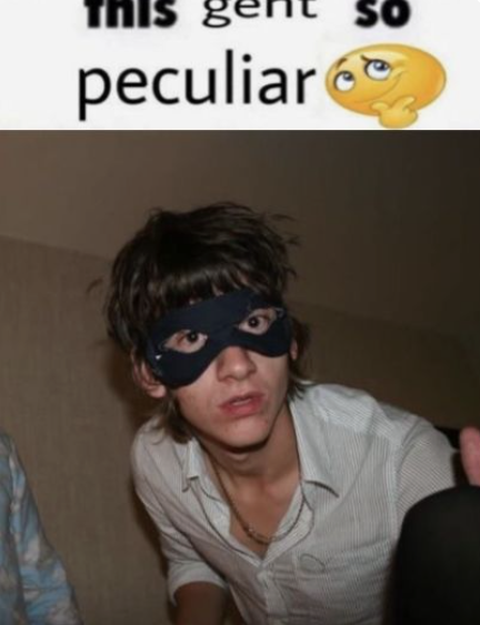 peculiar.. .gg/arcticmonkeys