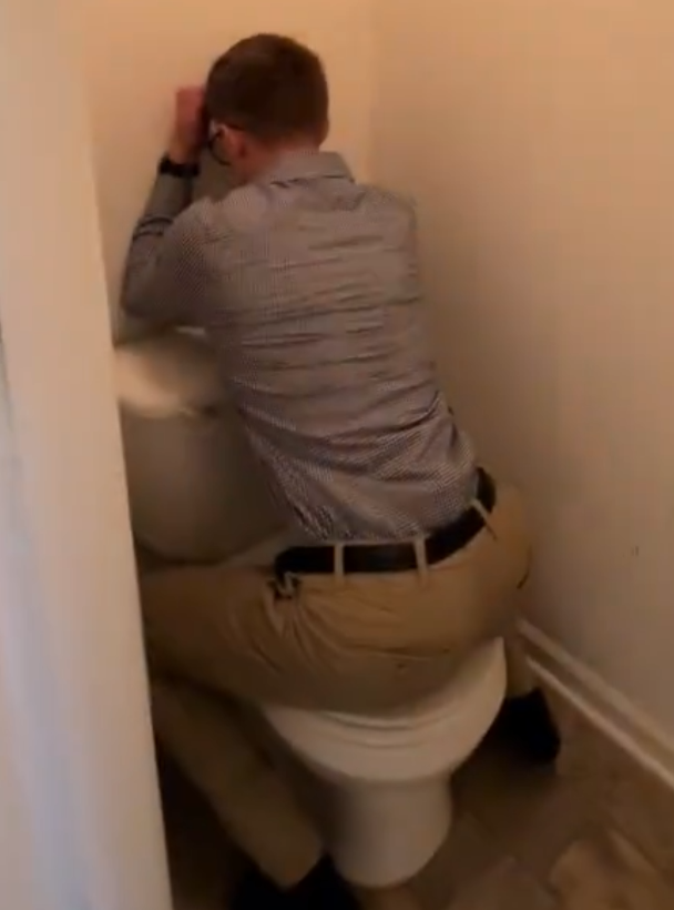 toilet Discord sticker
