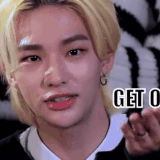 hyunjin get out /dwaekki