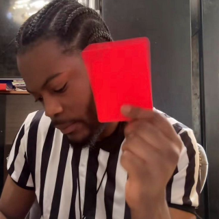 Red card ref