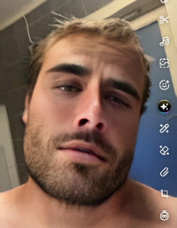 Zander_after_shower Discord sticker