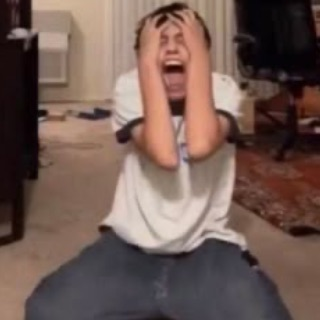 Distraught  Discord sticker
