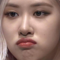 Rosé Pout Discord sticker