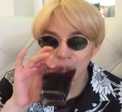 Jungwoo Sip Discord sticker