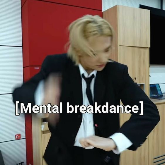 skz_Hyunjin_mentalbreakdance
